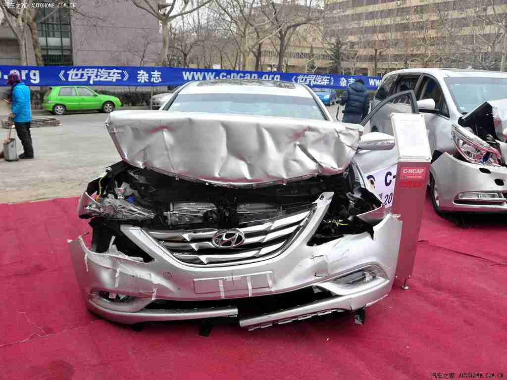 18岁以下禁用app,安全守护青春，汽车App全面升级，未成年人限用，科技护航和谐生活-5