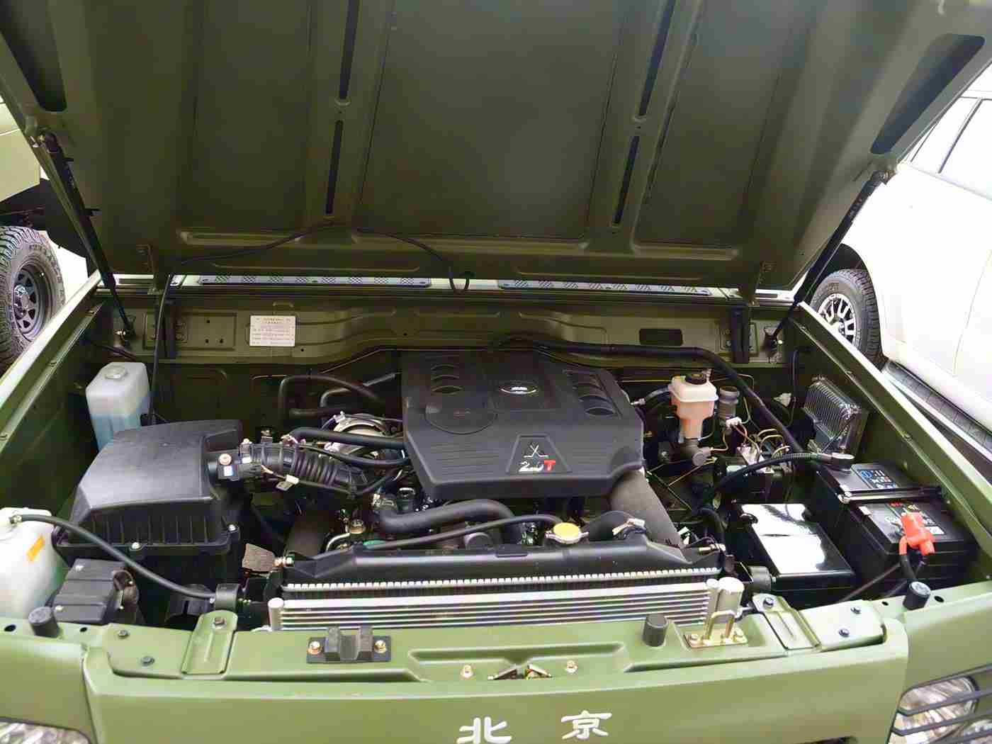 国产 刺激 高潮 AV,国产新贵AV车型引爆驾驶快感，引领汽车潮流新篇章-3