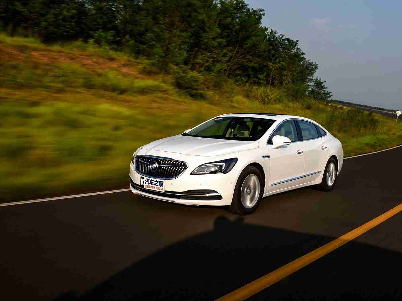 老师兔子,汽车界新宠，设计独特、技术领先，体验升级的智能座驾惊艳登场-4