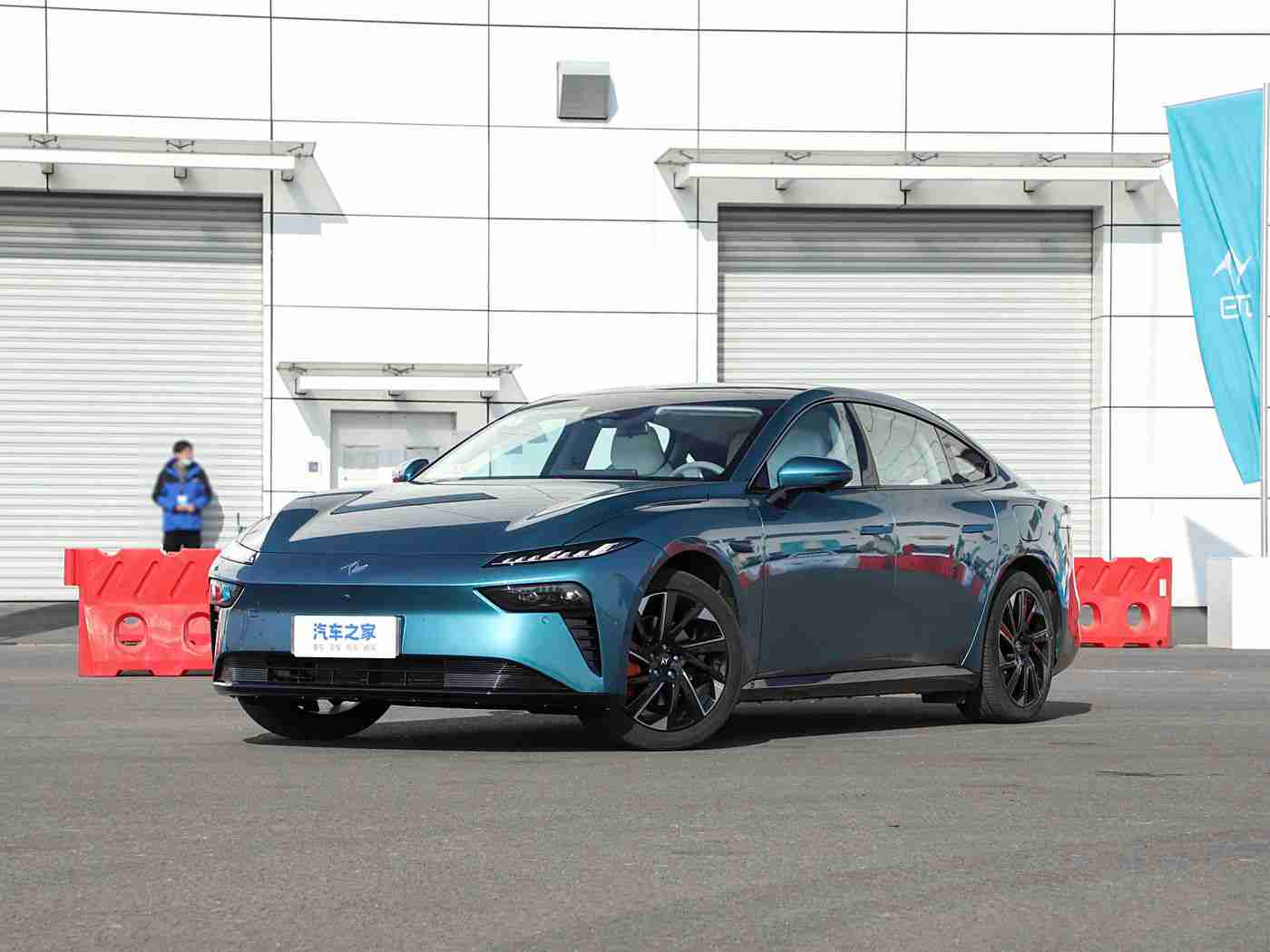 黑料91,“创新设计引领潮流，黑科技加持——全新汽车市场新宠即将登场，颠覆驾驶体验！”-3