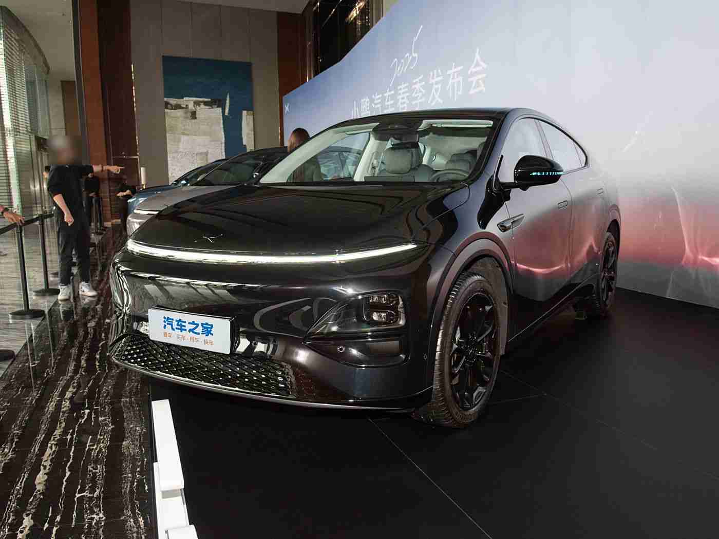 好·色·先·生,色彩盛宴，科技驾驭，未来座驾，尽享非凡之旅-2