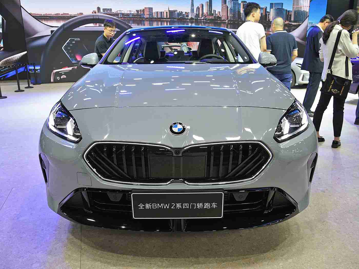 黄3.0.3,全新力作惊艳亮相,黄系车型引领汽车市场新潮流-2