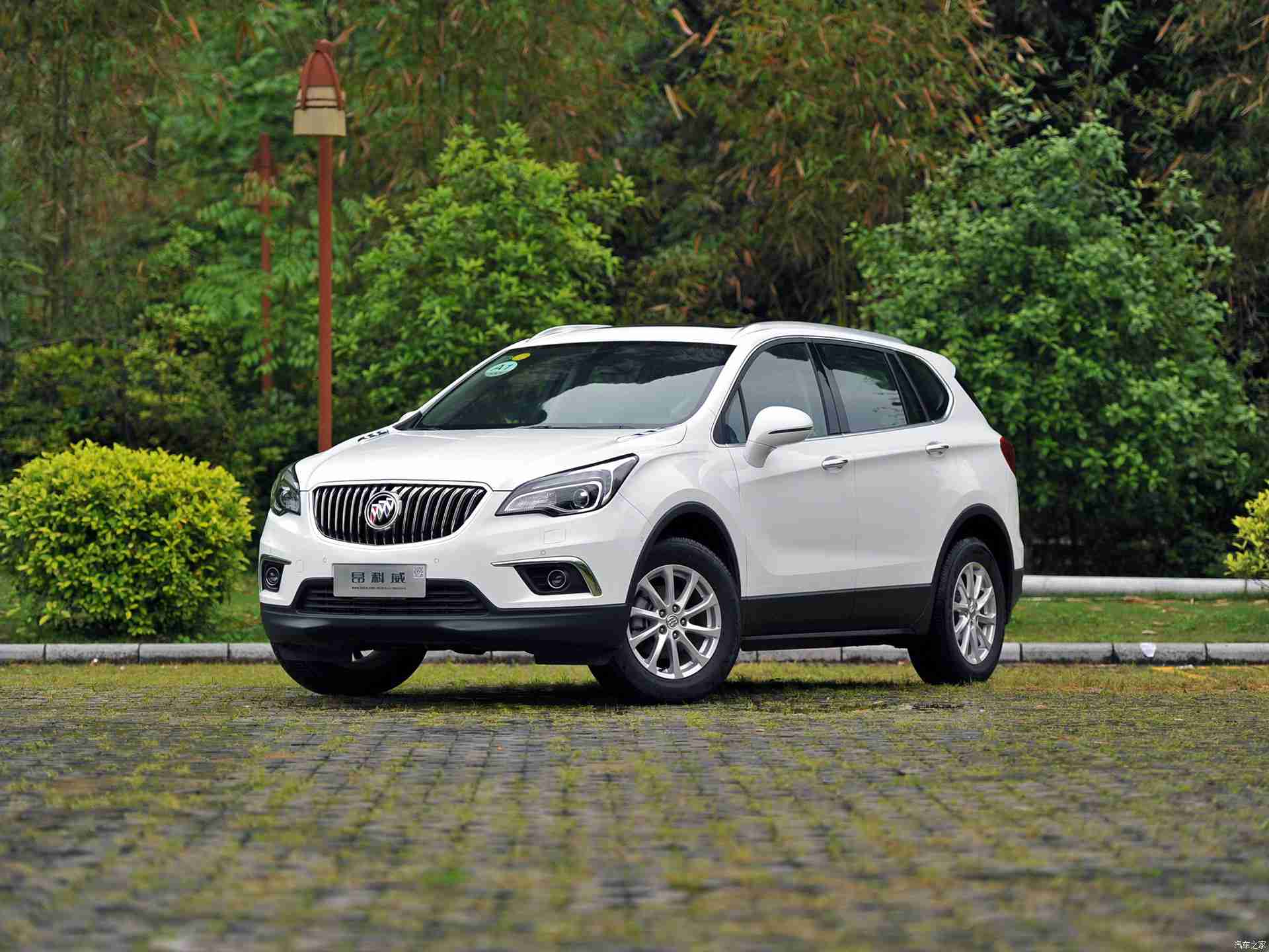 男生女生差差差差差,“男女购车偏好大揭秘：舒适与动感的差异化选择世界”-3