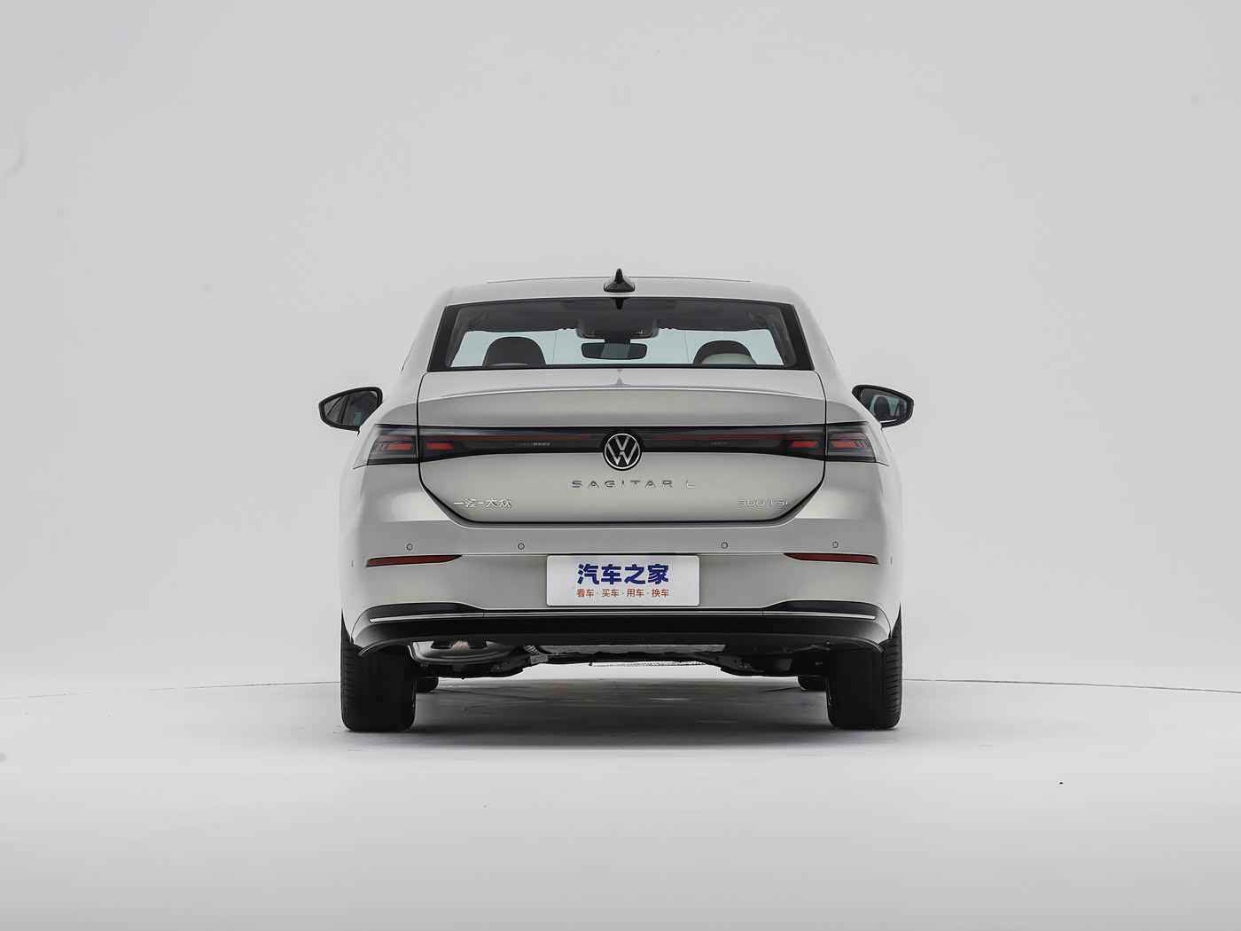 逼软件,汽车智能化新篇章:创新软件引领行业变革,未来出行体验再升级-1