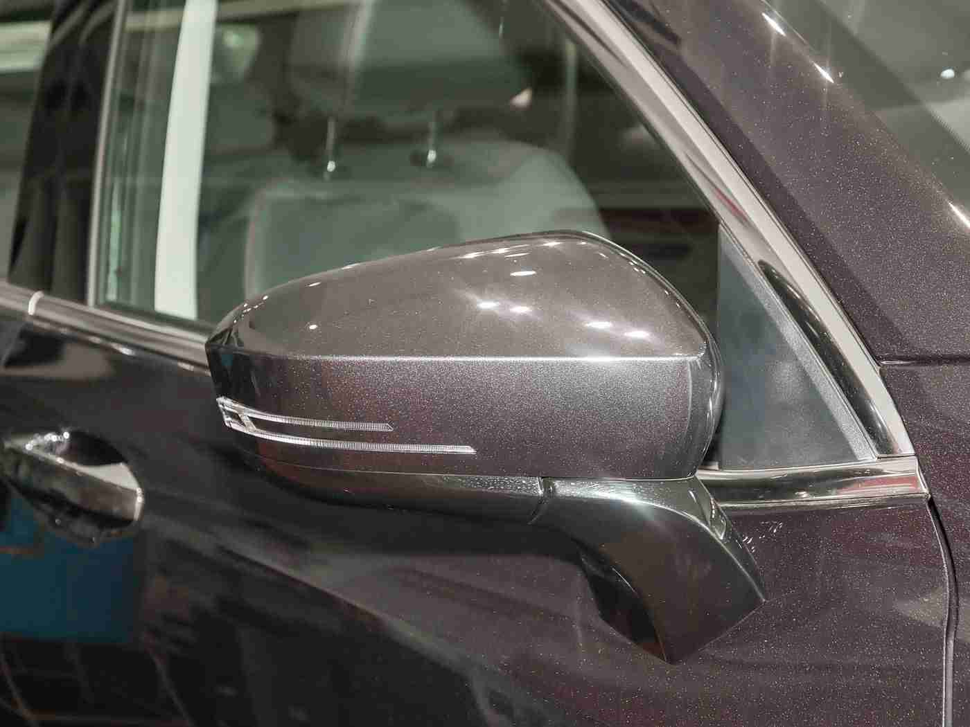 两个人打扑克剧烈运动,“驾驶乐章中的安全隐患:扑克牌游戏引发安全与娱乐边界讨论”-5