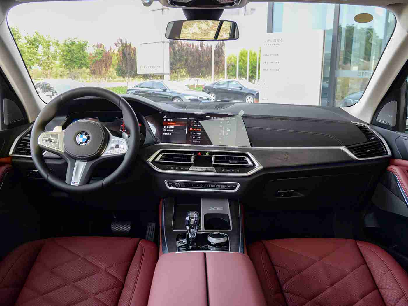 按摩师扒开腿揉捏花蒂,智能花蒂，舒适启航，未来驾驶新境界-3