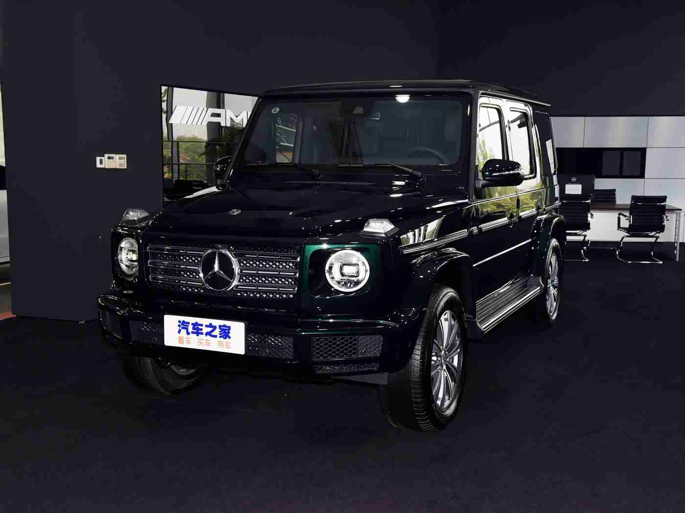 双人打扑克剧烈运动,“速度与智慧碰撞：创新“双人打牌驾驶赛”惊艳赛车场，年轻搭档夺冠引关注”-3