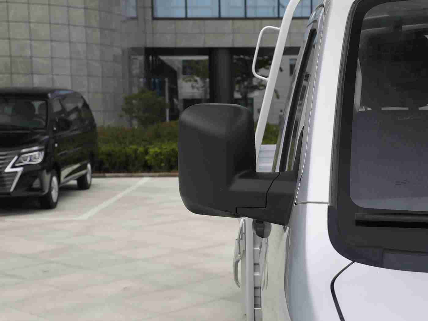 黄色软件破解版下载,汽车制造革新利器：破解版数据分析软件助力行业效率飞跃-3