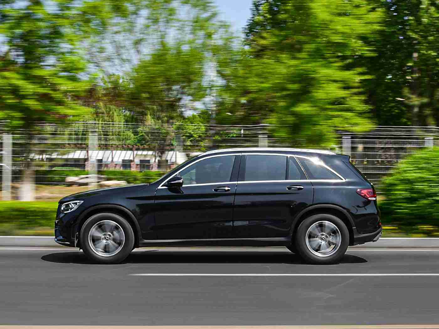 狼人访问紧急通知最新版2025年,2025年汽车行业新纪元:紧急通知发布,新能源汽车、自动驾驶迎来挑战与机遇-1