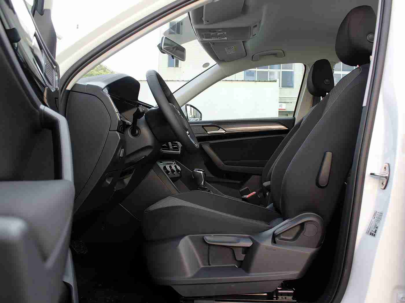 男女差差软件,智能驾驶新突破：个性化系统助力男女驾驶者安全舒适出行-3