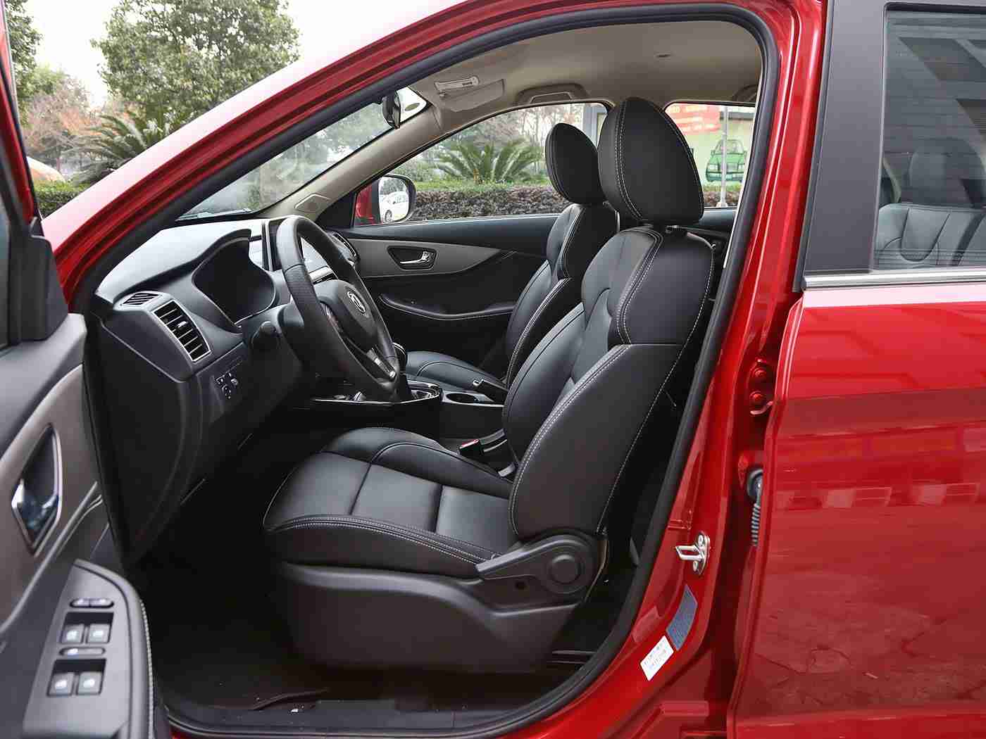 国产乱轮视频,速度激情，国产新锐，智控驾驭，领跑未来-4