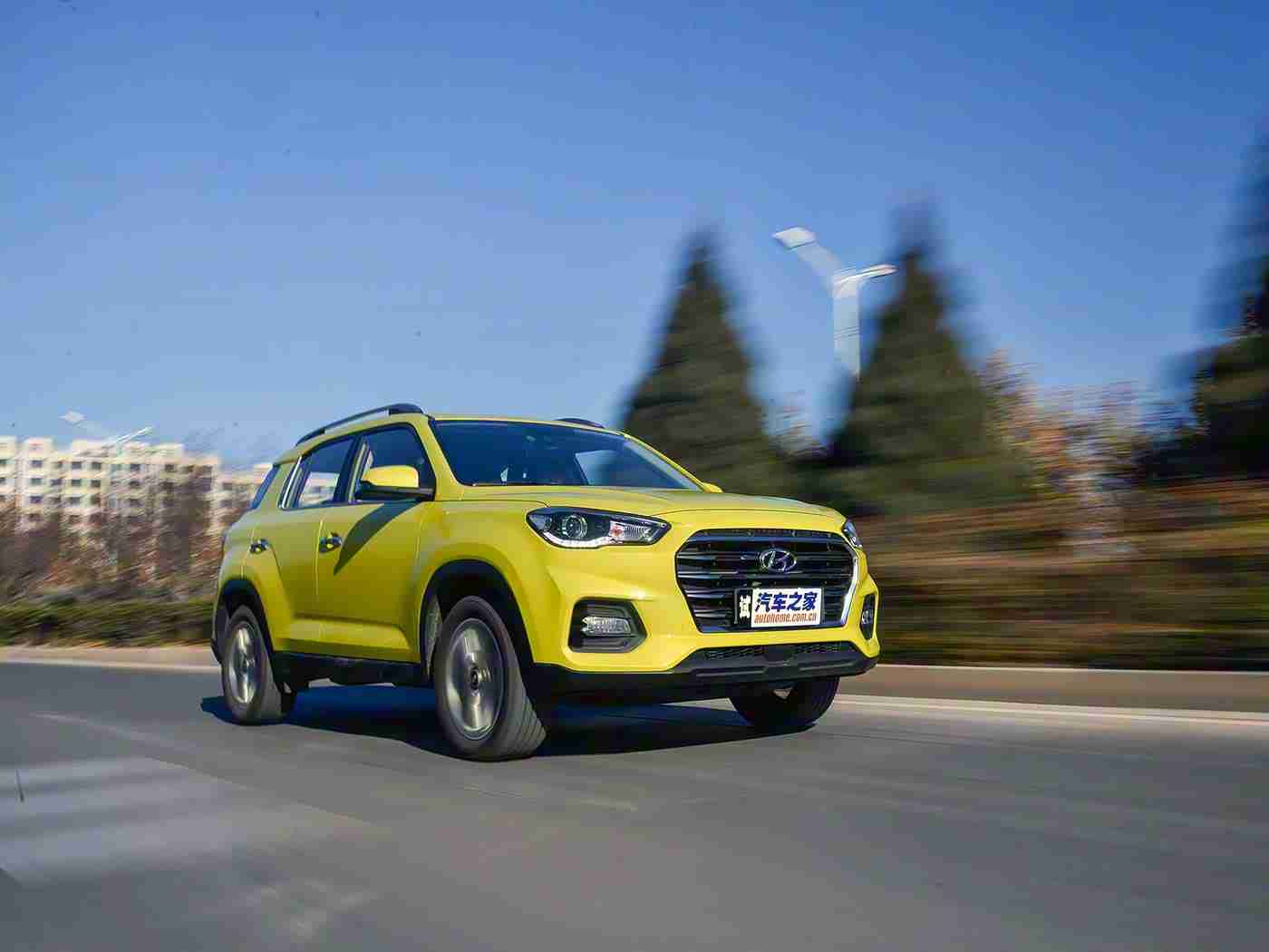 一边摸你胸一边 你,智能守护，一路温馨，绿色出行新篇章-1