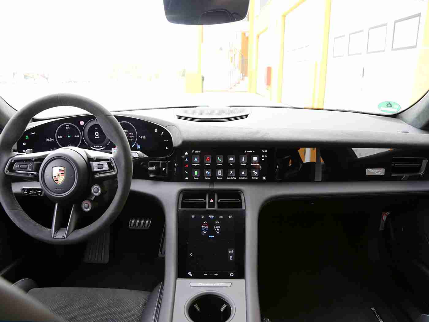 黄色软件下载3.0.3免费下载安装,智能导航护航，未来驾驶新体验-4