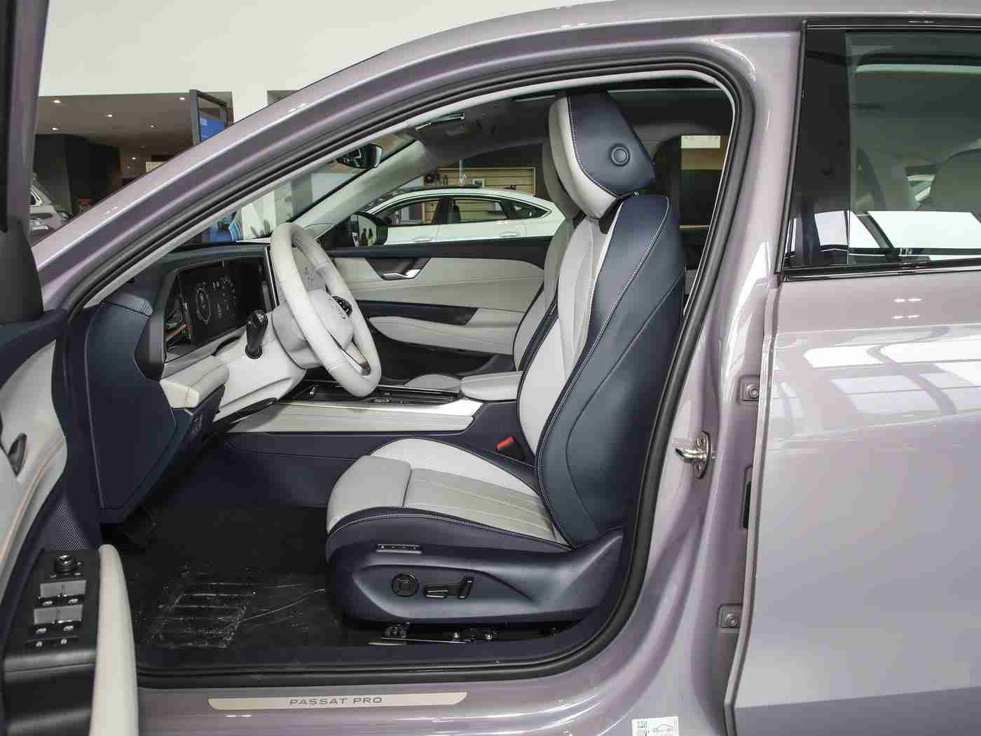 亚洲欧美日韩一区二区,新能源汽车崛起，全球车企布局多区域市场，竞逐未来车坛霸主-2