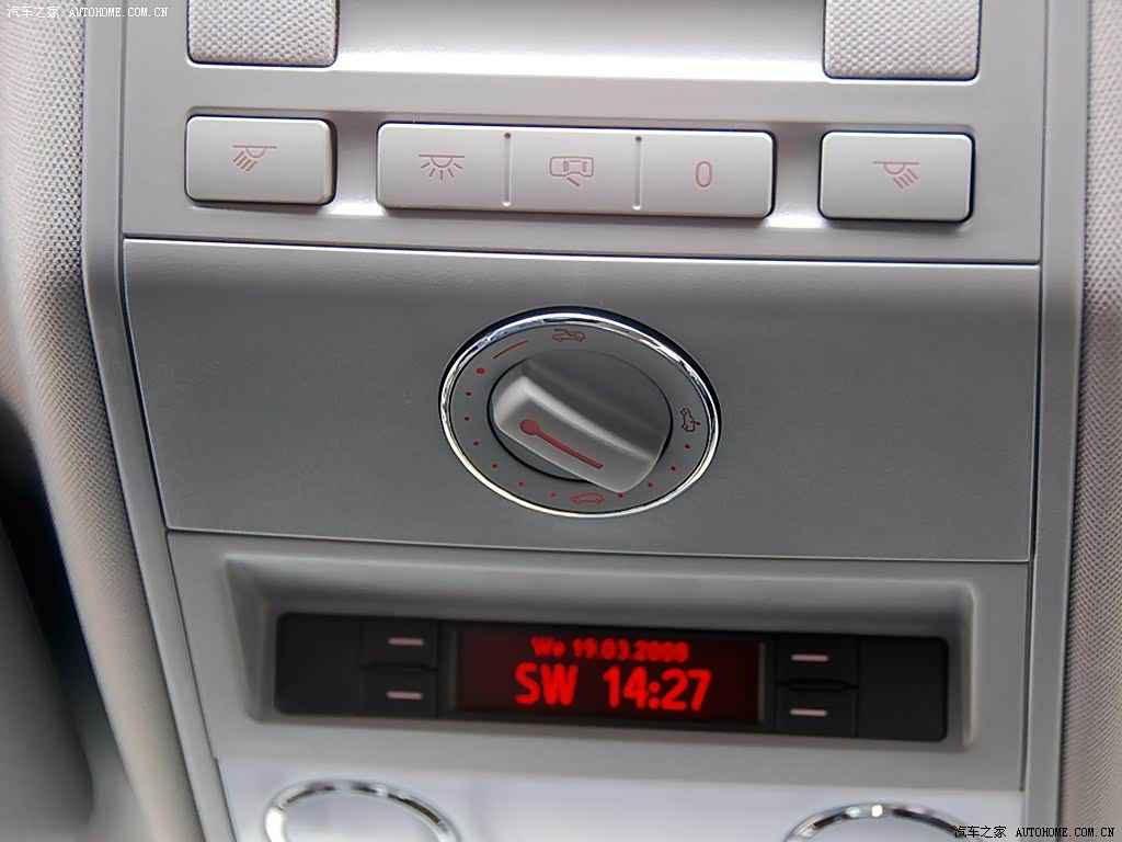 男人捅女人鸡鸡,“传承国风，引领潮流：独特设计‘捅鸡鸡’汽车即将上市，15-20万惊喜价来袭！”-2