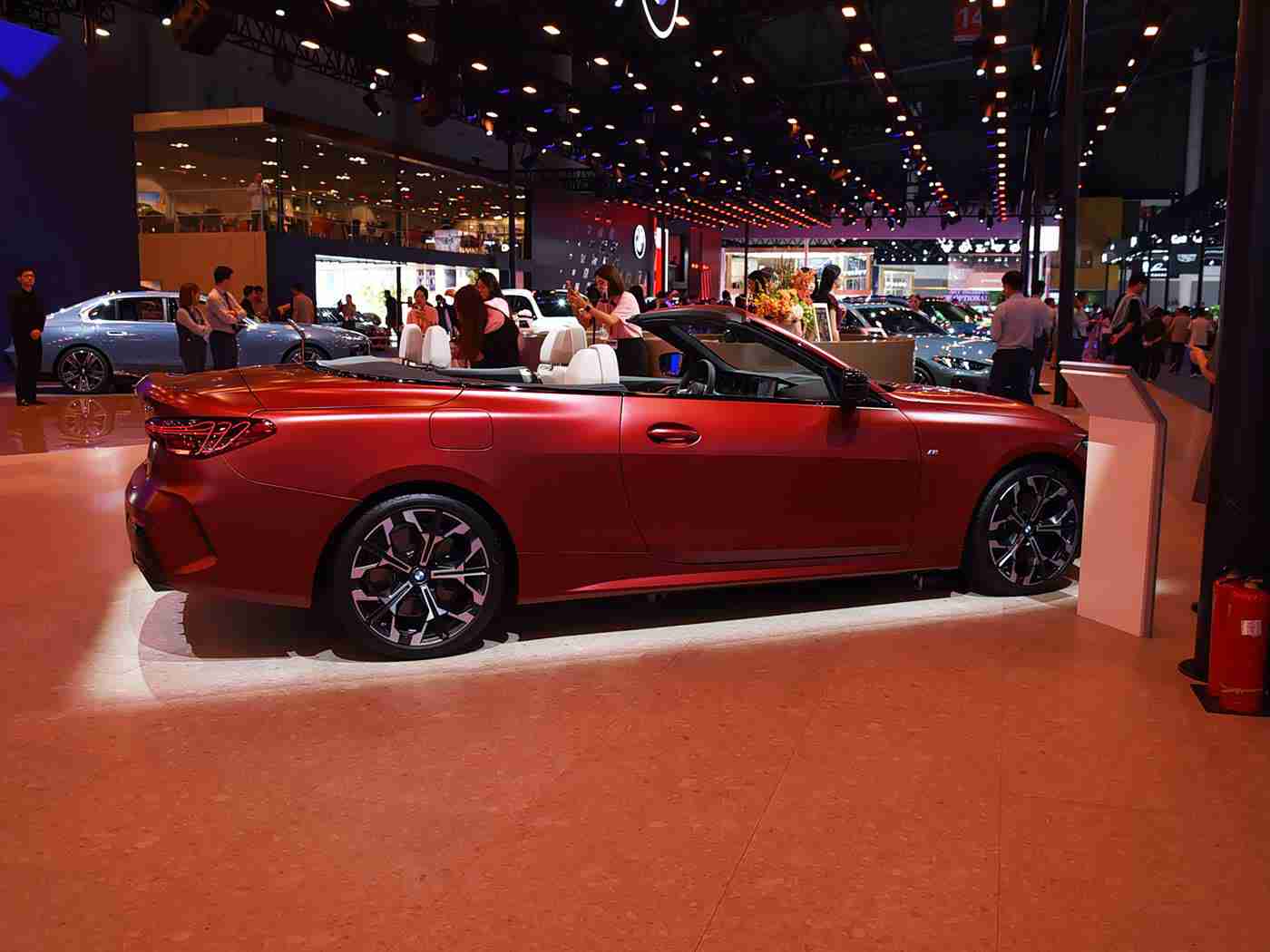 久久这里只有精品6,汽车市场新势力崛起：“久久”汽车凭“精品6”理念，领跑行业，引领品质新潮流-1