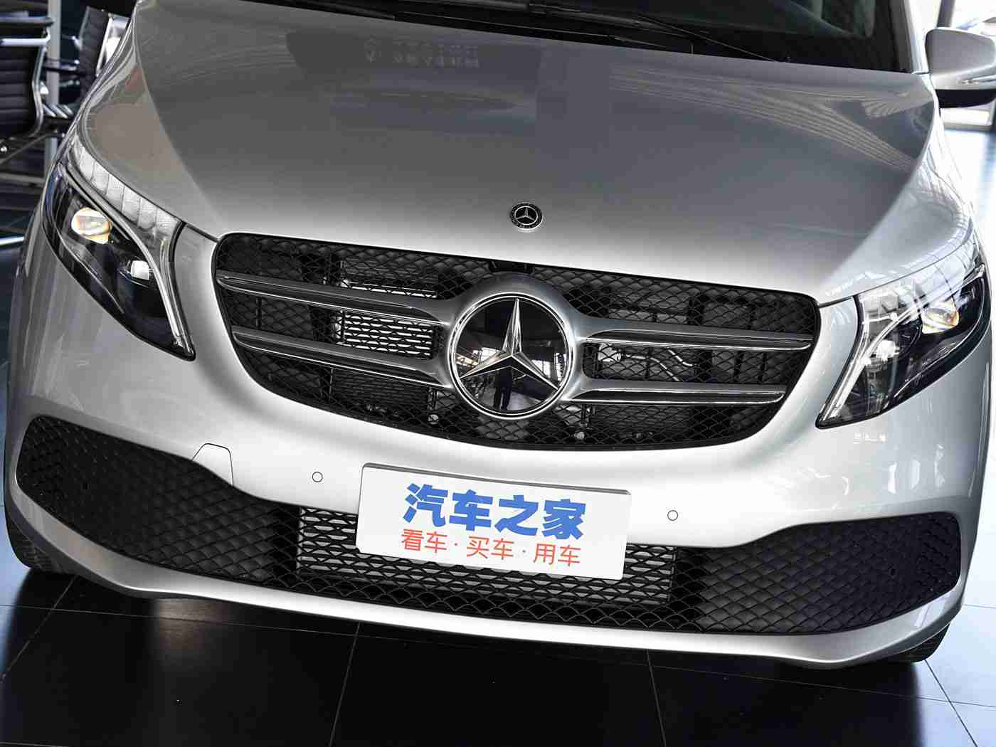 萌白酱喷水,汽车新科技来袭：智能喷水除雾，安全驾驶体验再升级-2