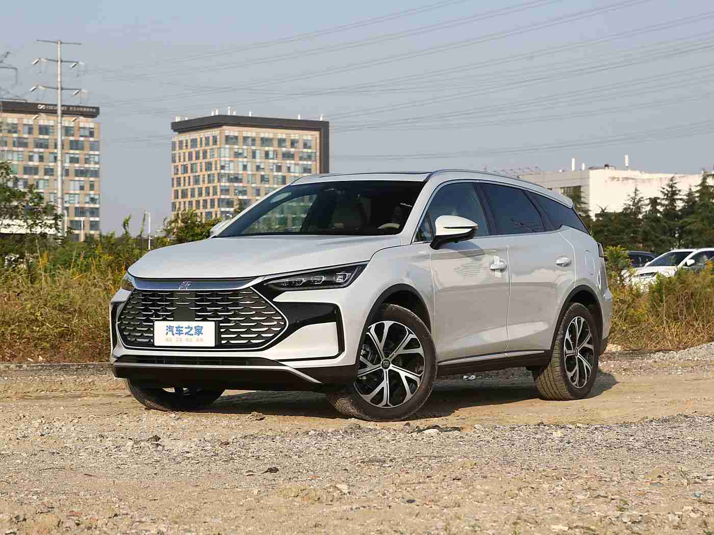 黄色APP免费,科技驱动,便捷出行,汽车服务新纪元-1