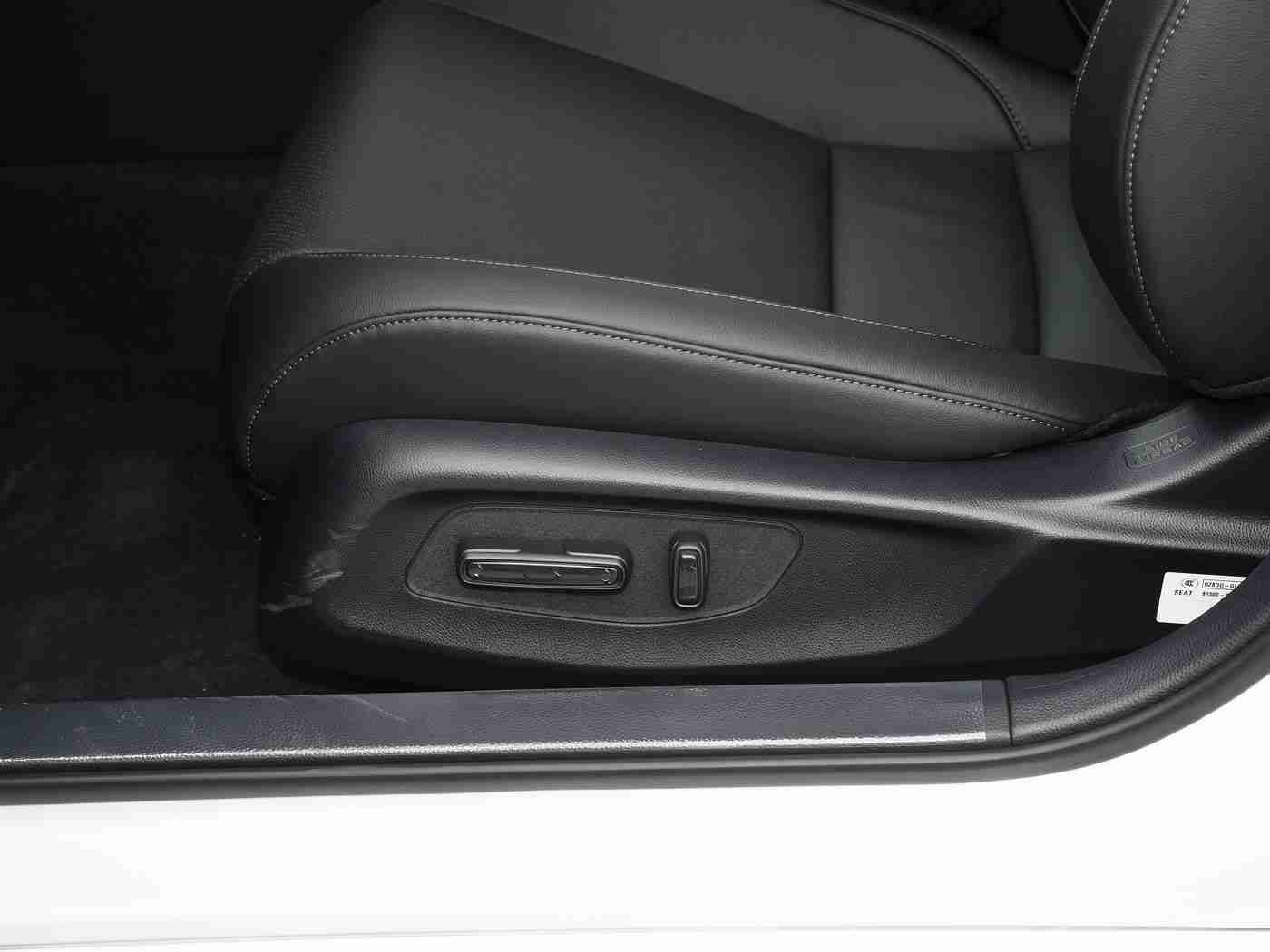 下载黄色软件,智能汽车软件安全隐忧：知名品牌升级陷“不良内容”风波-3