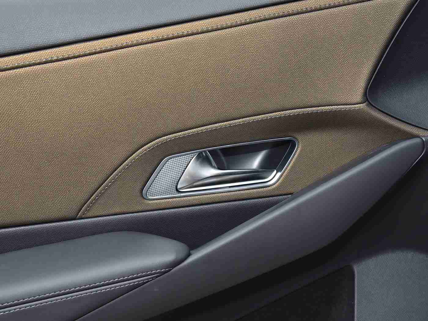 3.0.3免费OPPO版破解大全,智驾新境，OPPO娱乐系统为驾途添彩-2