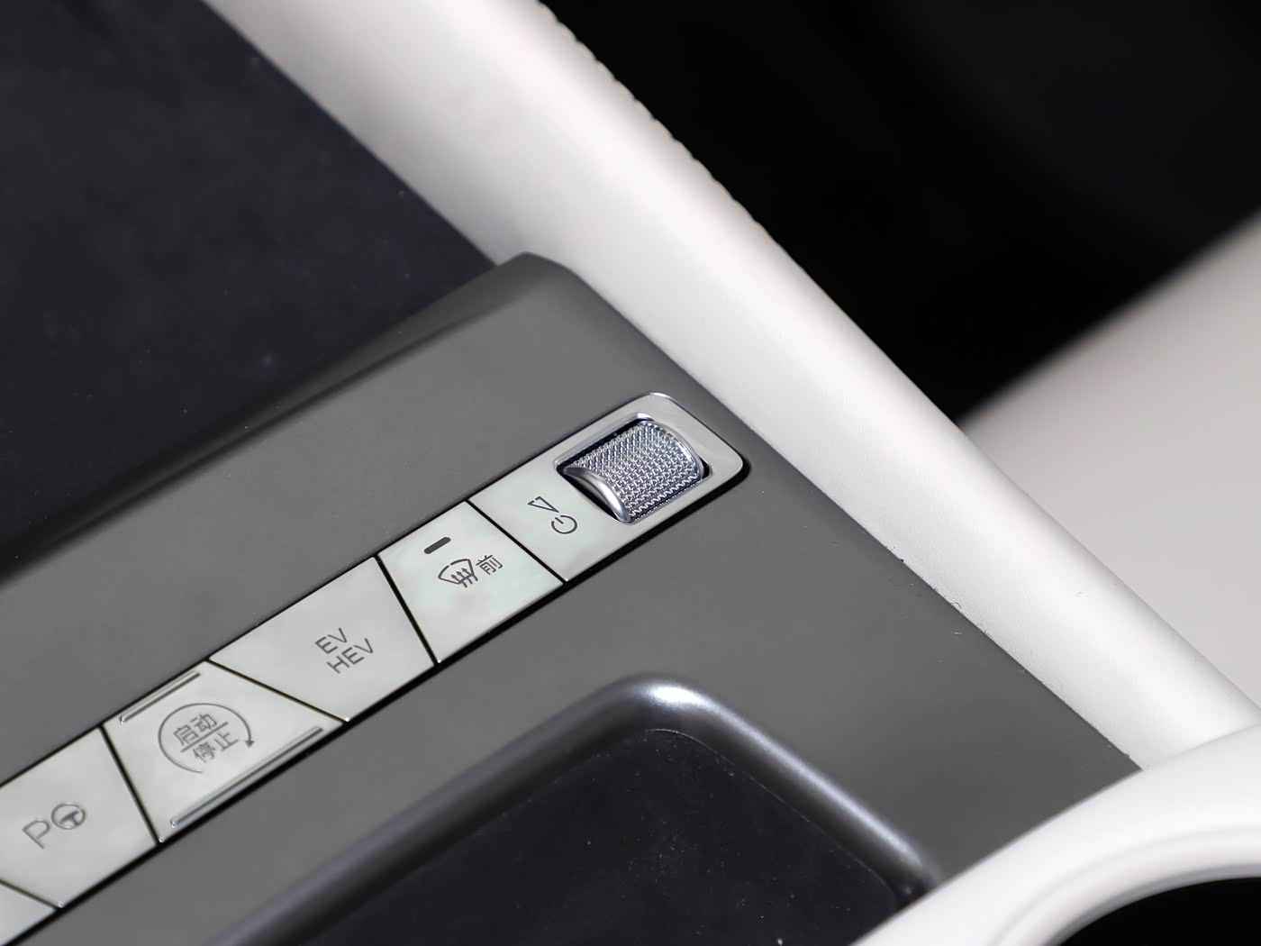 好 色 视 频TV,新能源汽车惊艳亮相，引领潮流，性能卓越，智能环保，未来已来-2