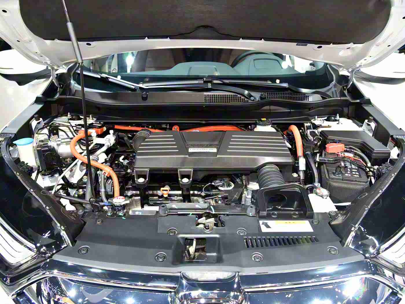 国产麻豆电影,国产SUV新秀亮相：性能卓越，价格亲民，挑战紧凑型市场新格局-1