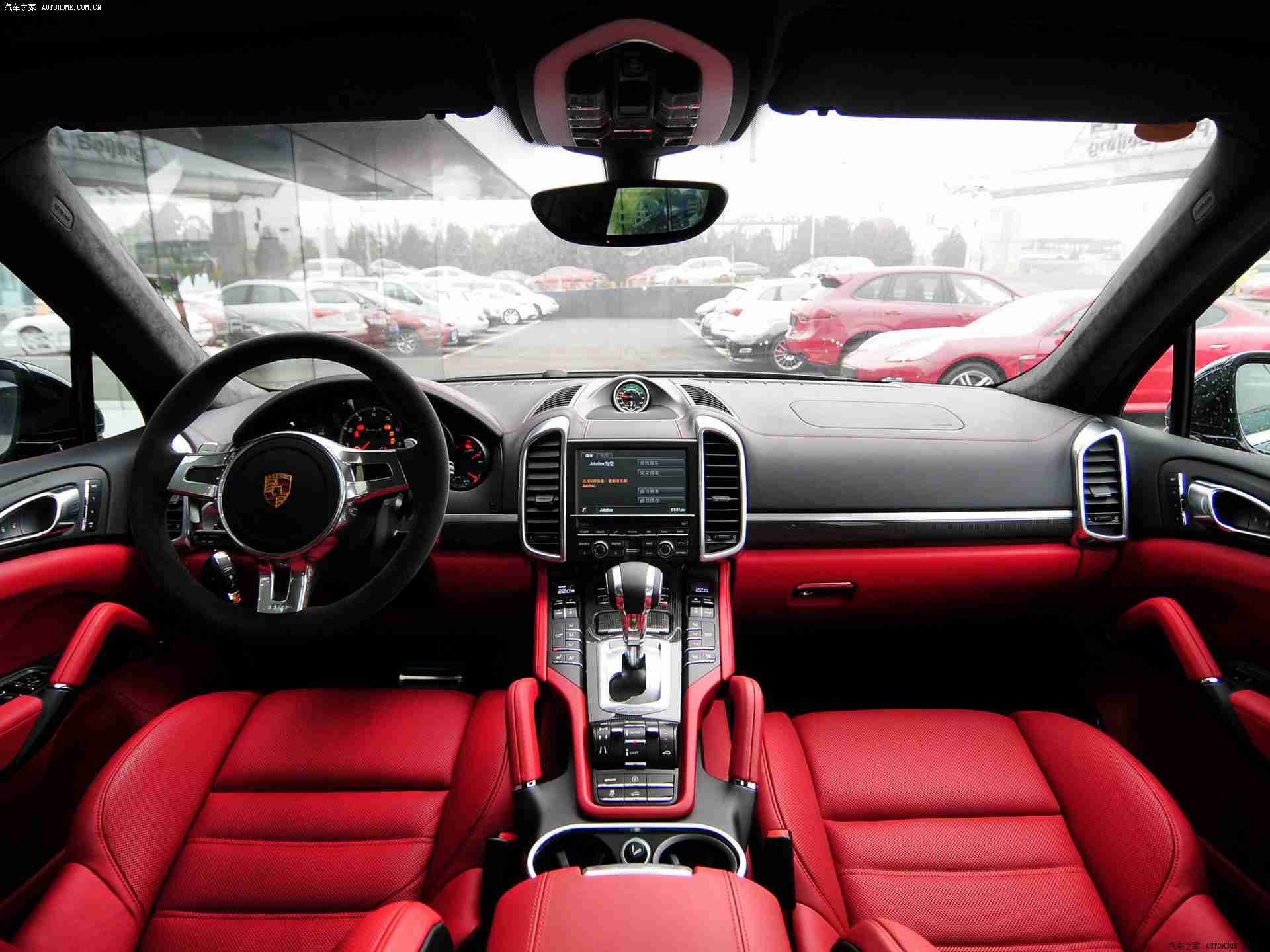 男生女生靠逼软件,“智能驾驶新风尚:“逼软件”让男女车主驾驶生活更便捷舒适”-1