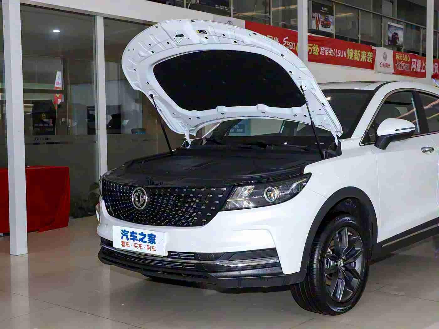 一卡二卡三卡,引领未来出行，＂一卡二卡三卡＂智能汽车刷新驾驶体验-5