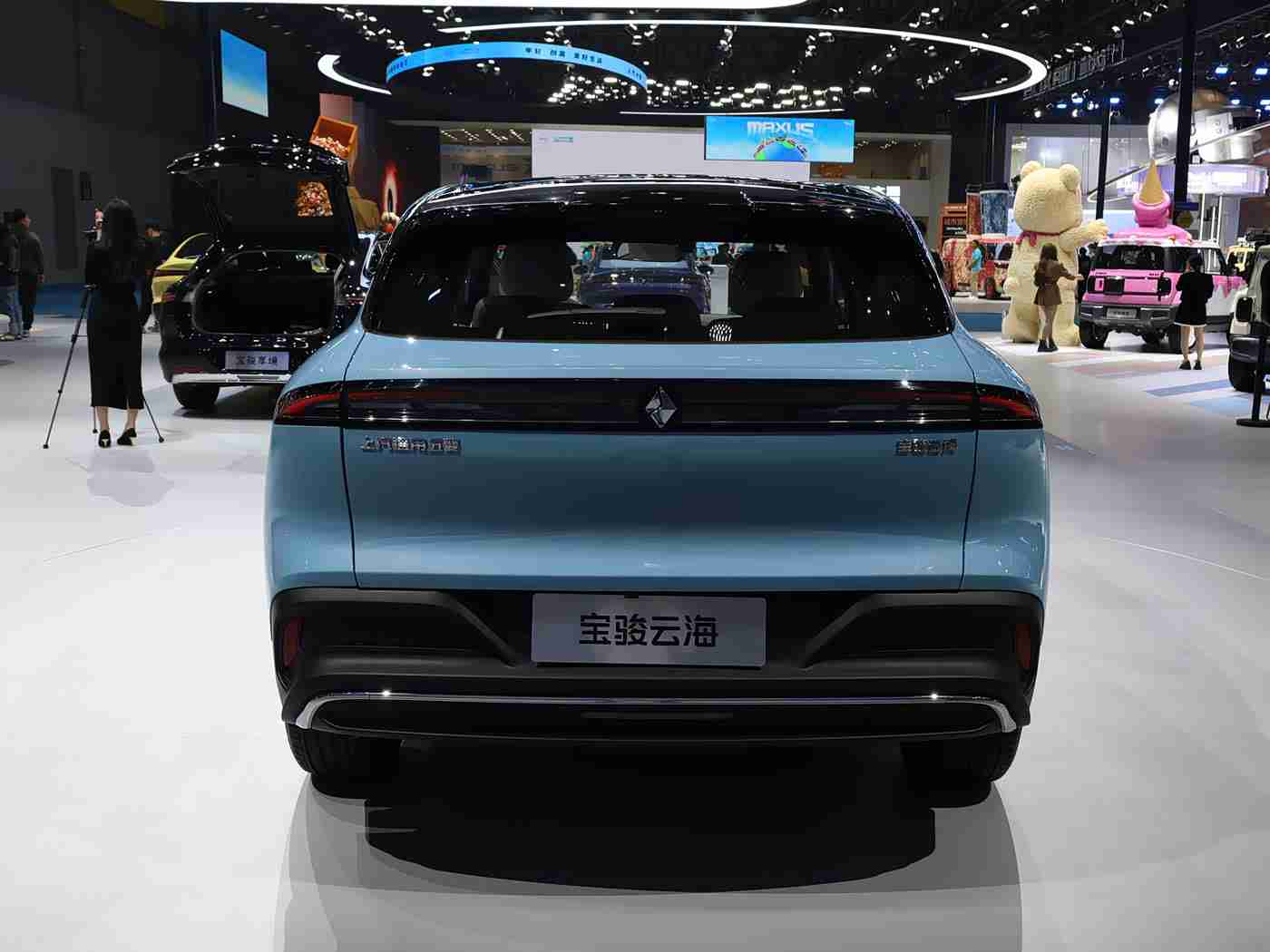 男女差差,汽车市场新风向：女性购车需求崛起，品牌争相打造差异化服务-1