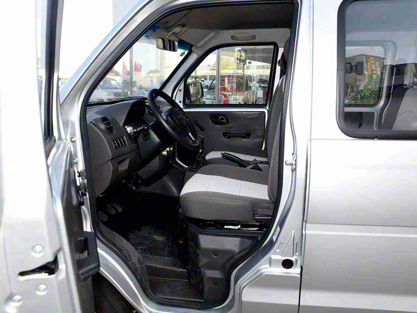 婷婷五月丁香花,五月芳华绽放，全新车型引领科技环保新潮流-1