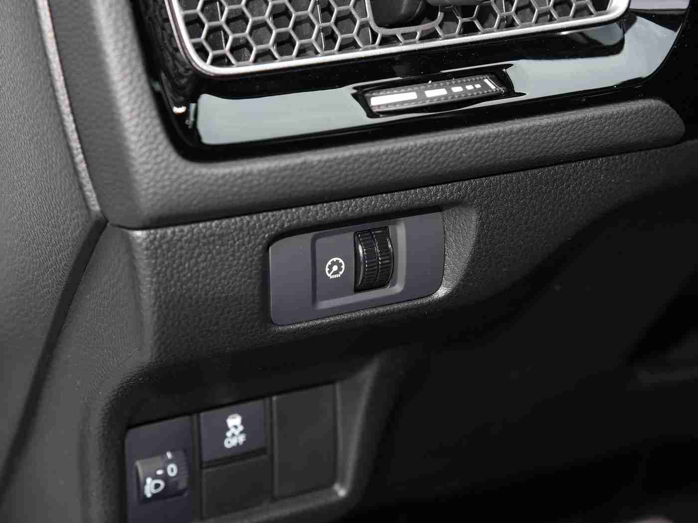 天美传煤,环保先锋,性能卓越,智能出行——新能源汽车引领绿色出行潮流-3