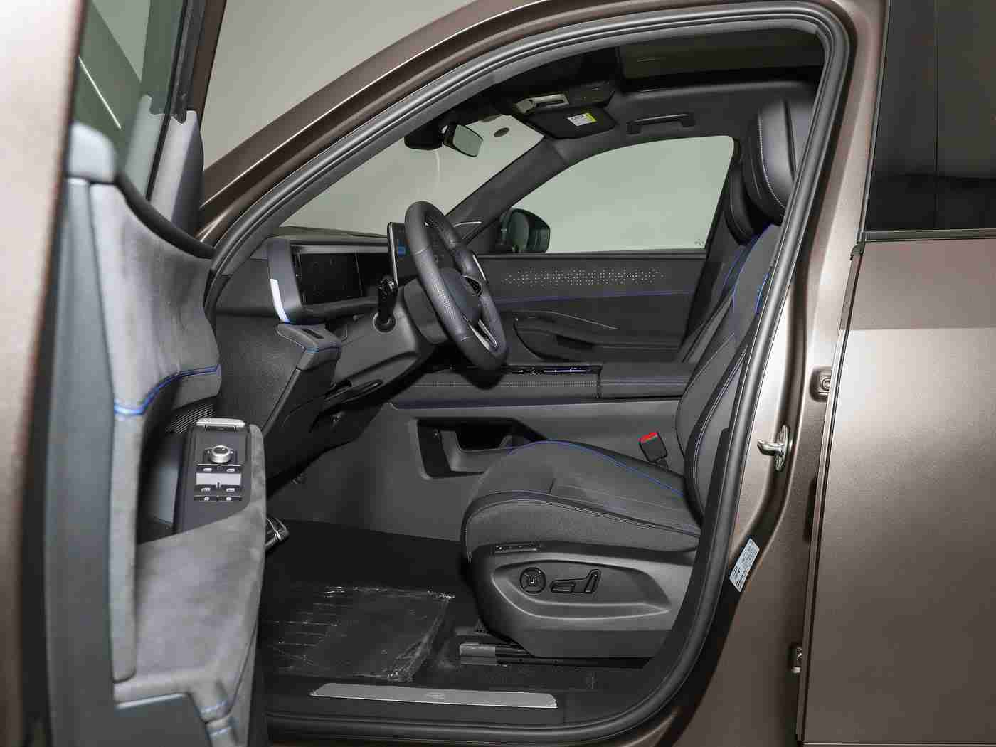 男生女生一起羞羞羞app下载,科技融合创新，＂羞羞羞＂应用为汽车行业注入社交娱乐新活力-1