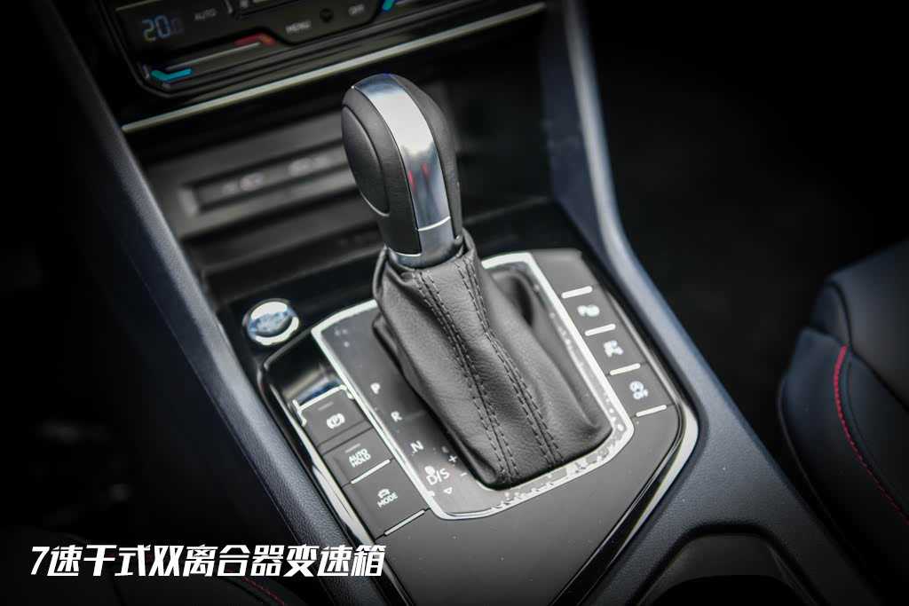 黄色软件下载3.,新能源汽车引领潮流：500公里续航，智能科技，独特设计，这款车型值得期待-3