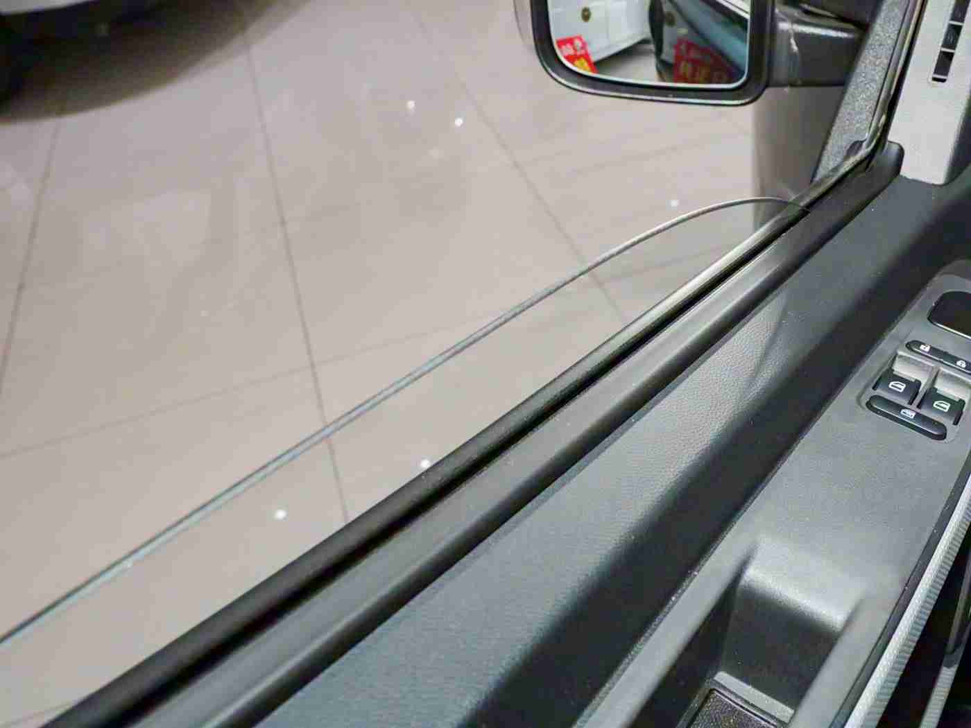 成人软件导航,新能源汽车市场火爆，成人软件导航助消费者明智选车-1