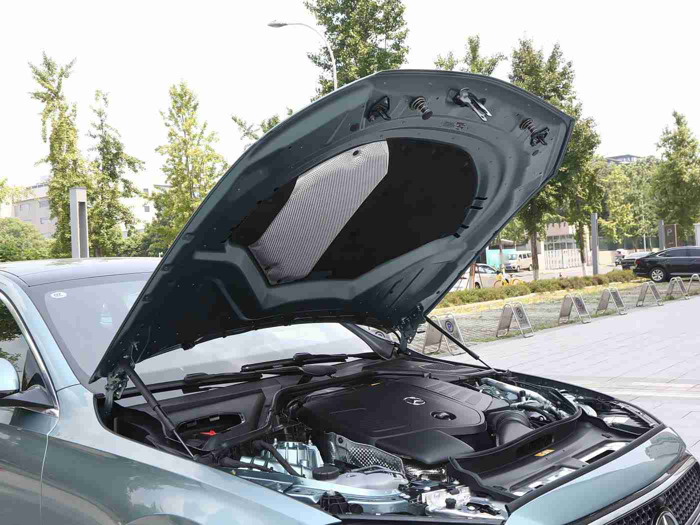 软件网站下载3.0.3免费oppo版破解装扮版大全快播,汽车生活新篇章:智能驾驭,个性飞扬,一触即达-2