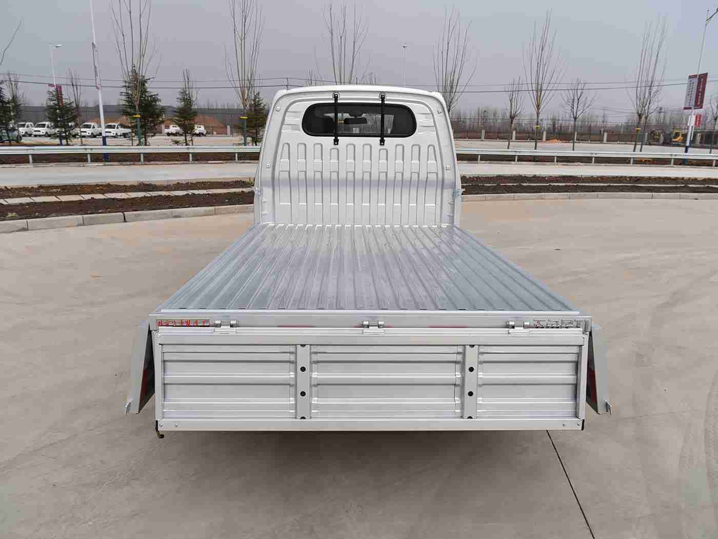 黄色软件app下载3.0.,“智领风潮，车界新视界，尽在指尖流转的汽车生活圈”-4