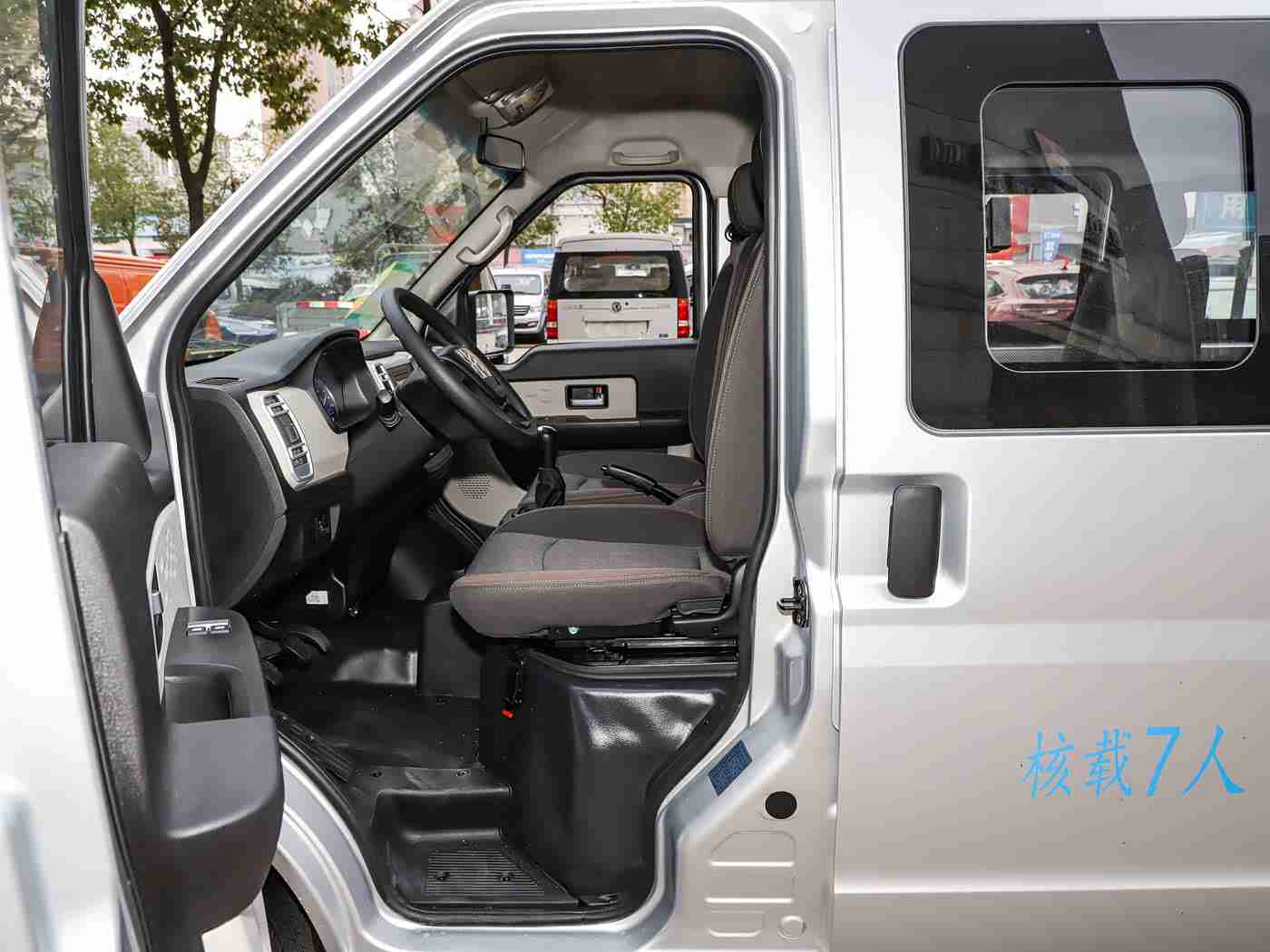 韩日一区,韩系日系新车型齐发力，引领汽车市场新潮流，多重升级带来更多购车选择-5