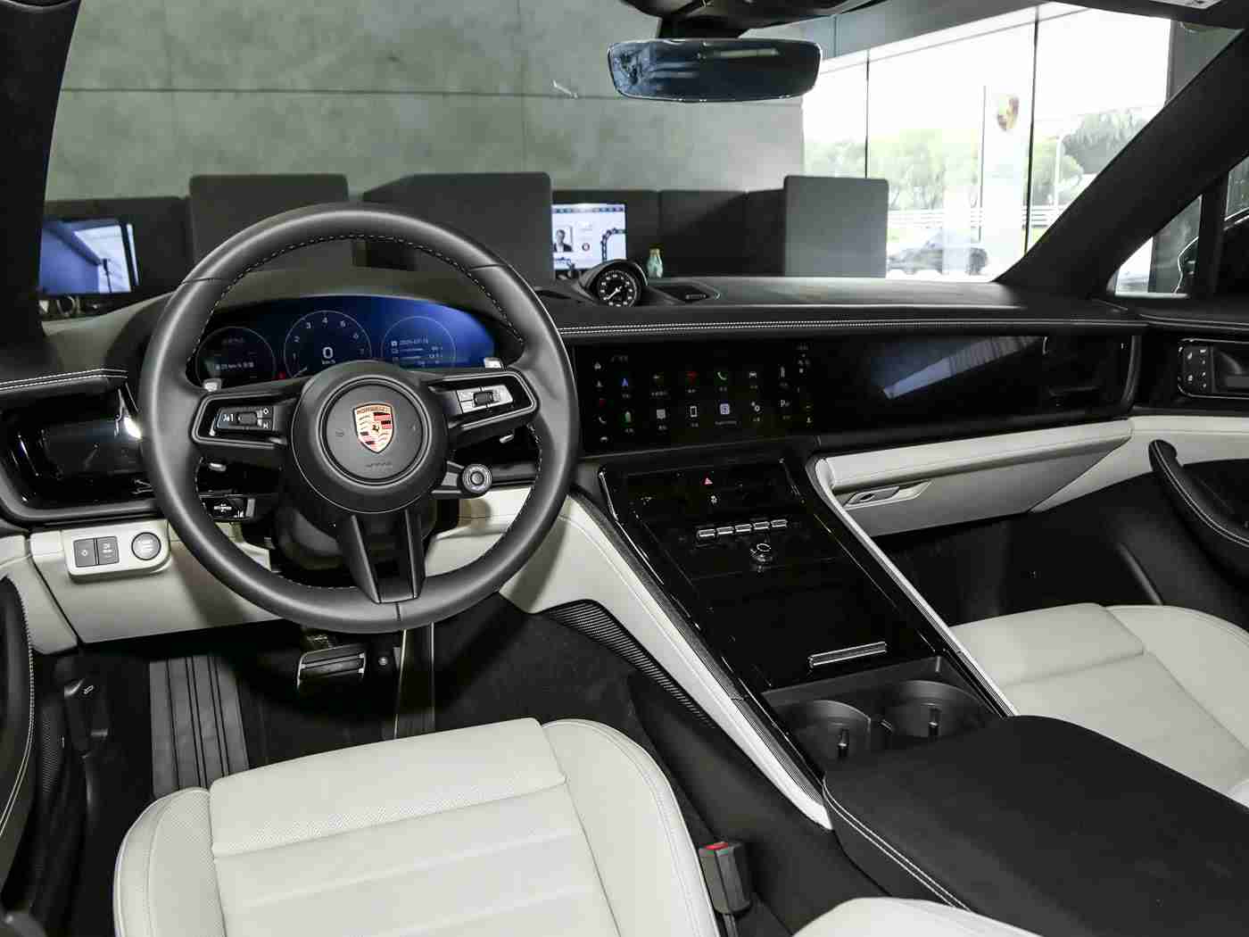 18岁禁用软件,“智能驾驶新挑战：严防禁用软件滥用，保障汽车安全与发展”-4