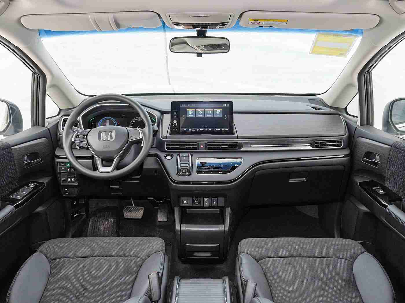 黄色软件3.0.3,汽车智能化新篇章:创新软件引领驾驶革命,未来出行更安全便捷-1