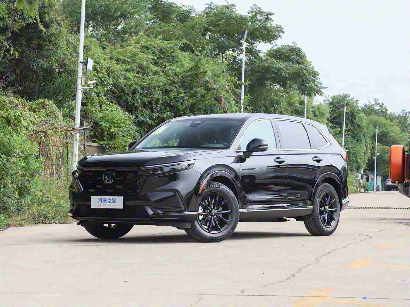 男人捅女人的APP,揭秘“神秘APP”威胁：恶意软件肆虐，手机安全如何保障？-2