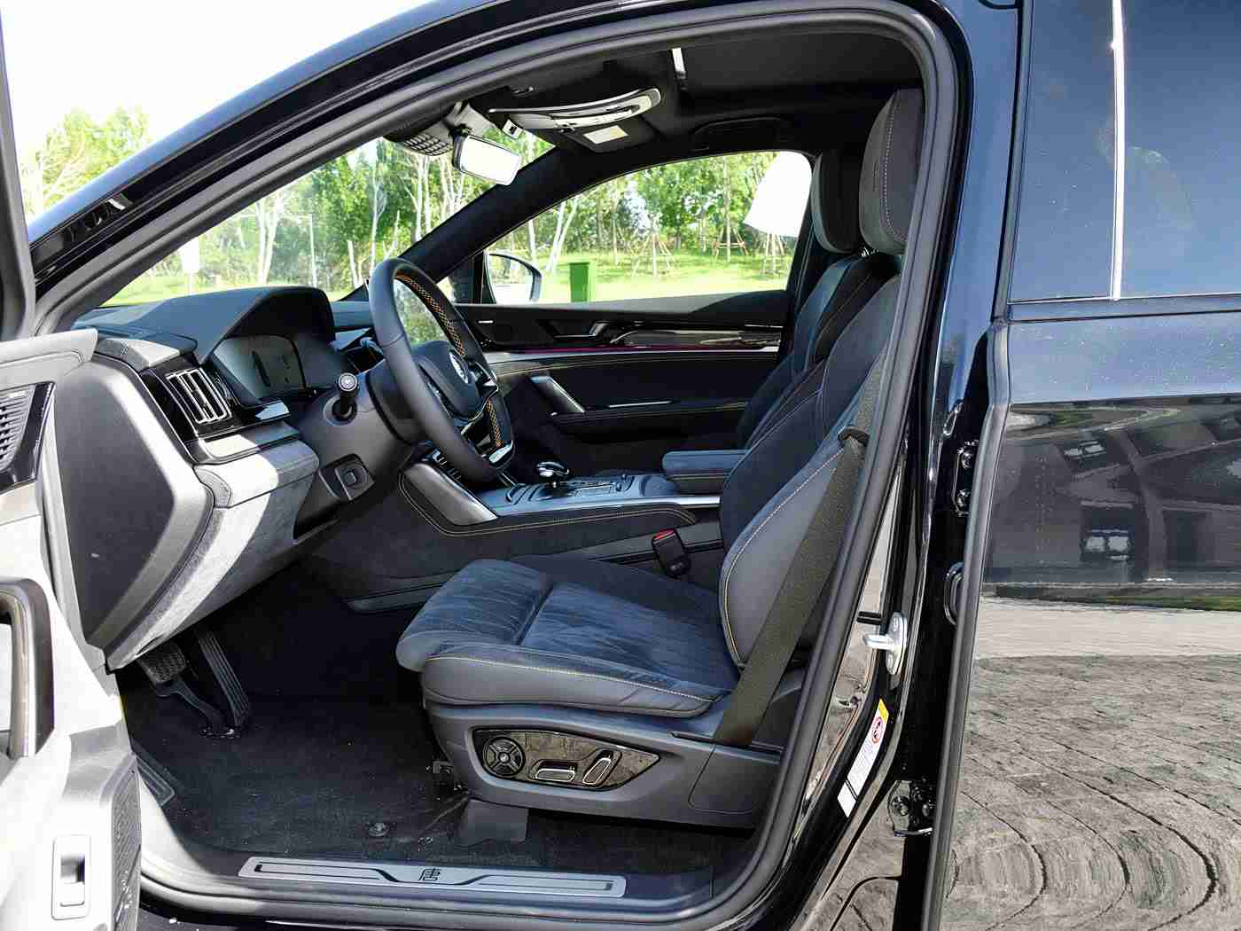 狼人访问紧急通知最新,“国际汽车巨头高层将访华,探讨创新合作,携手推动中国汽车产业迈向辉煌未来”-1