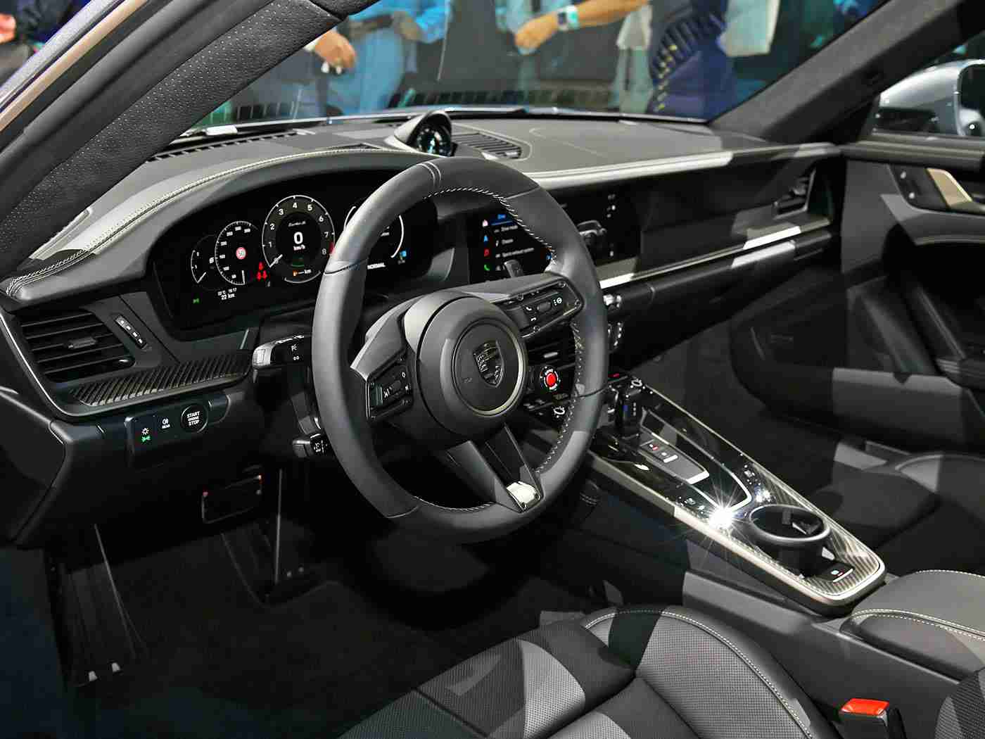 猎奇吃瓜网爆黑料AV,品质危机下,揭秘知名车企“低成本”的代价,安全防线谁来守护?-1