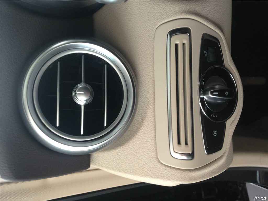 天天操夜,璀璨夜行，智能领航，驾驭未来-1