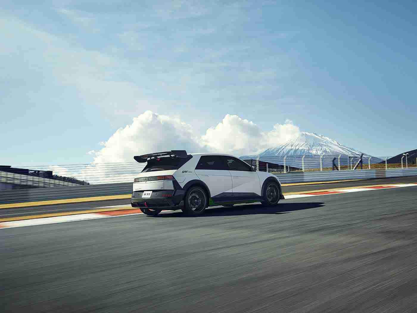 一亲二抱三亲四抱五亲正确答案,时尚五重奏，智控新SUV，引领未来出行潮流-1