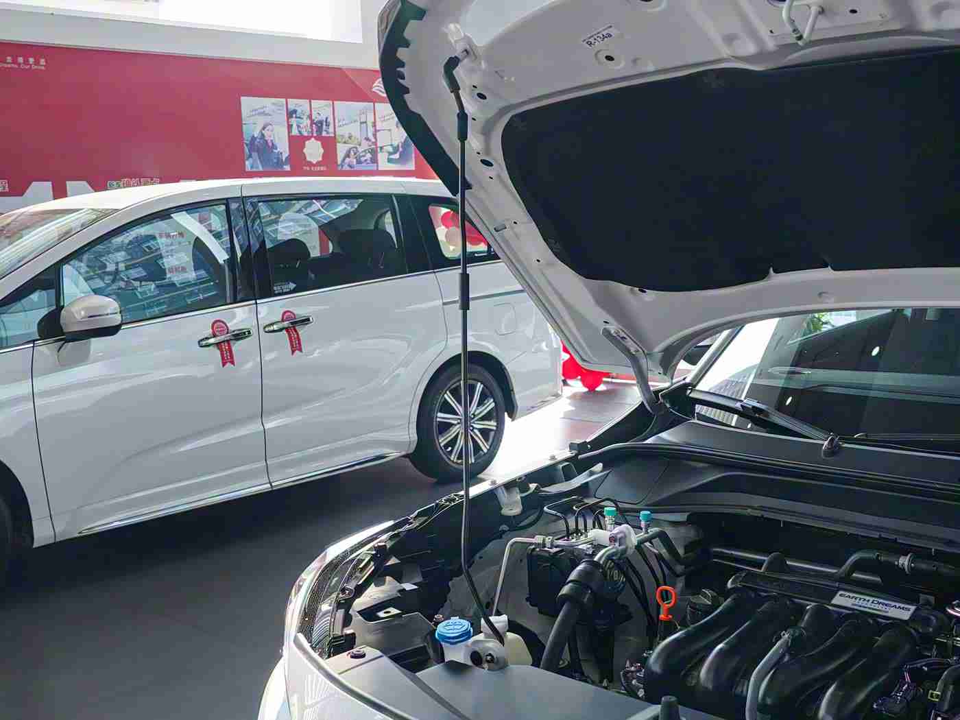 不良网站下载,揭秘汽车行业互联网风险：车主警惕虚假资讯，安全下载正道导航-2