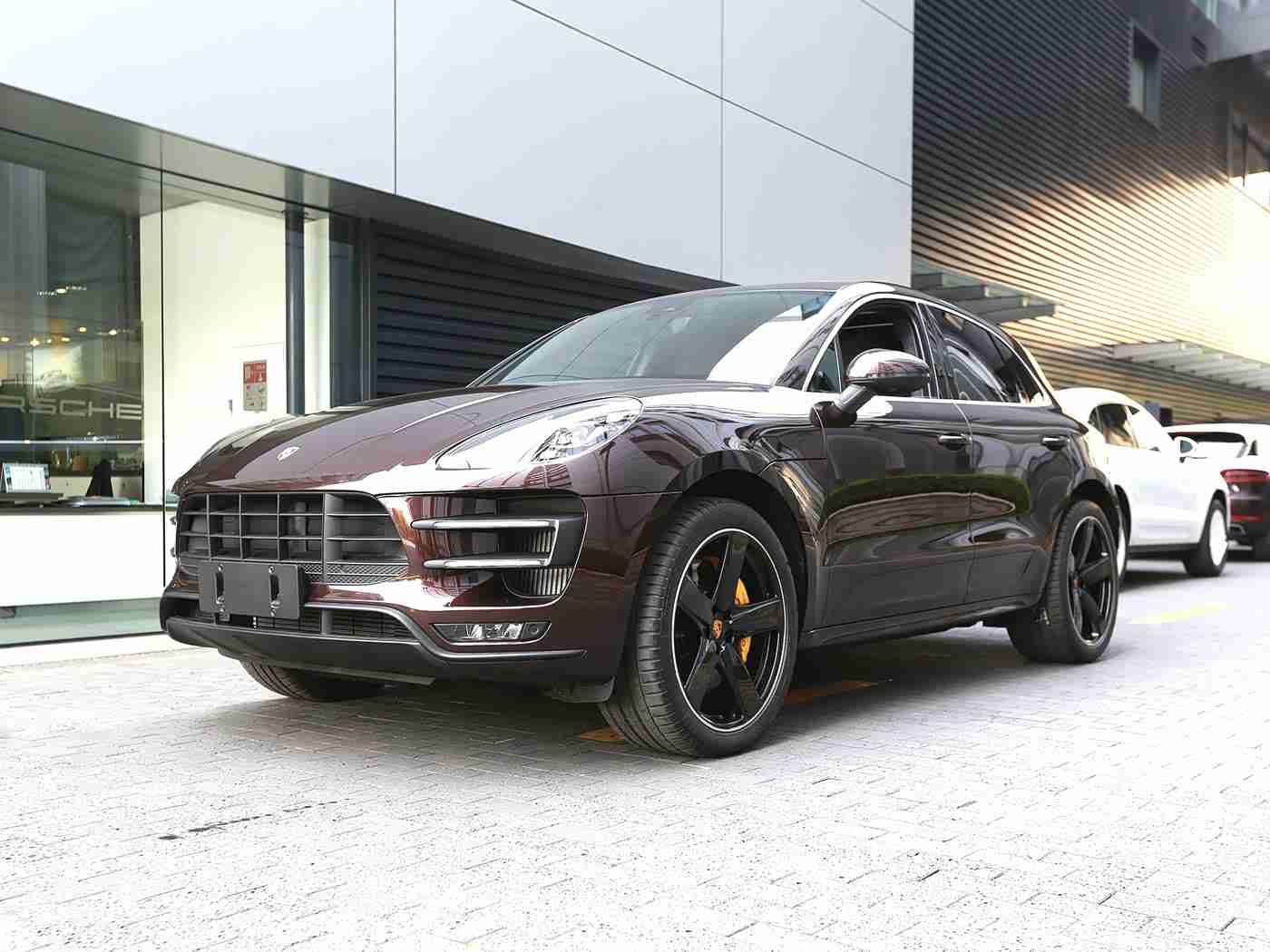 欧美一卡二卡,“融合欧美国际设计，引领环保科技潮流：全新车型即将上市，未来汽车市场新宠瞩目！”-2