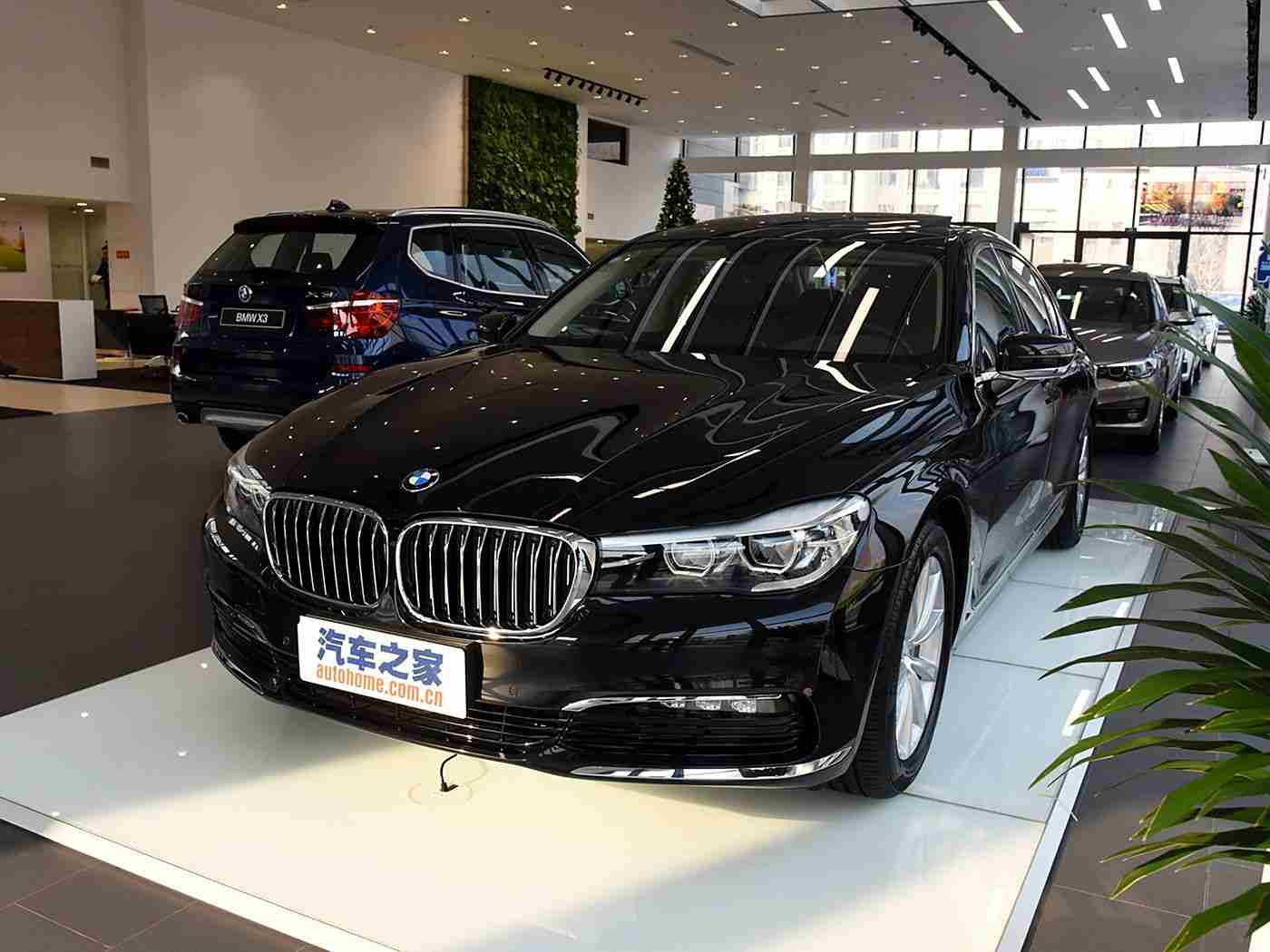 黄色软件华为下载,智驾未来，华为引领汽车新篇章-5