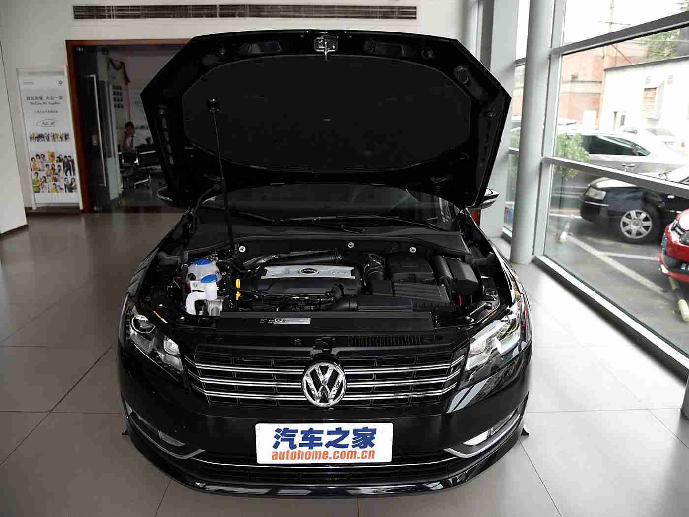 美女搞坤,汽车界新力量：女性领军人物引领行业创新潮流-3