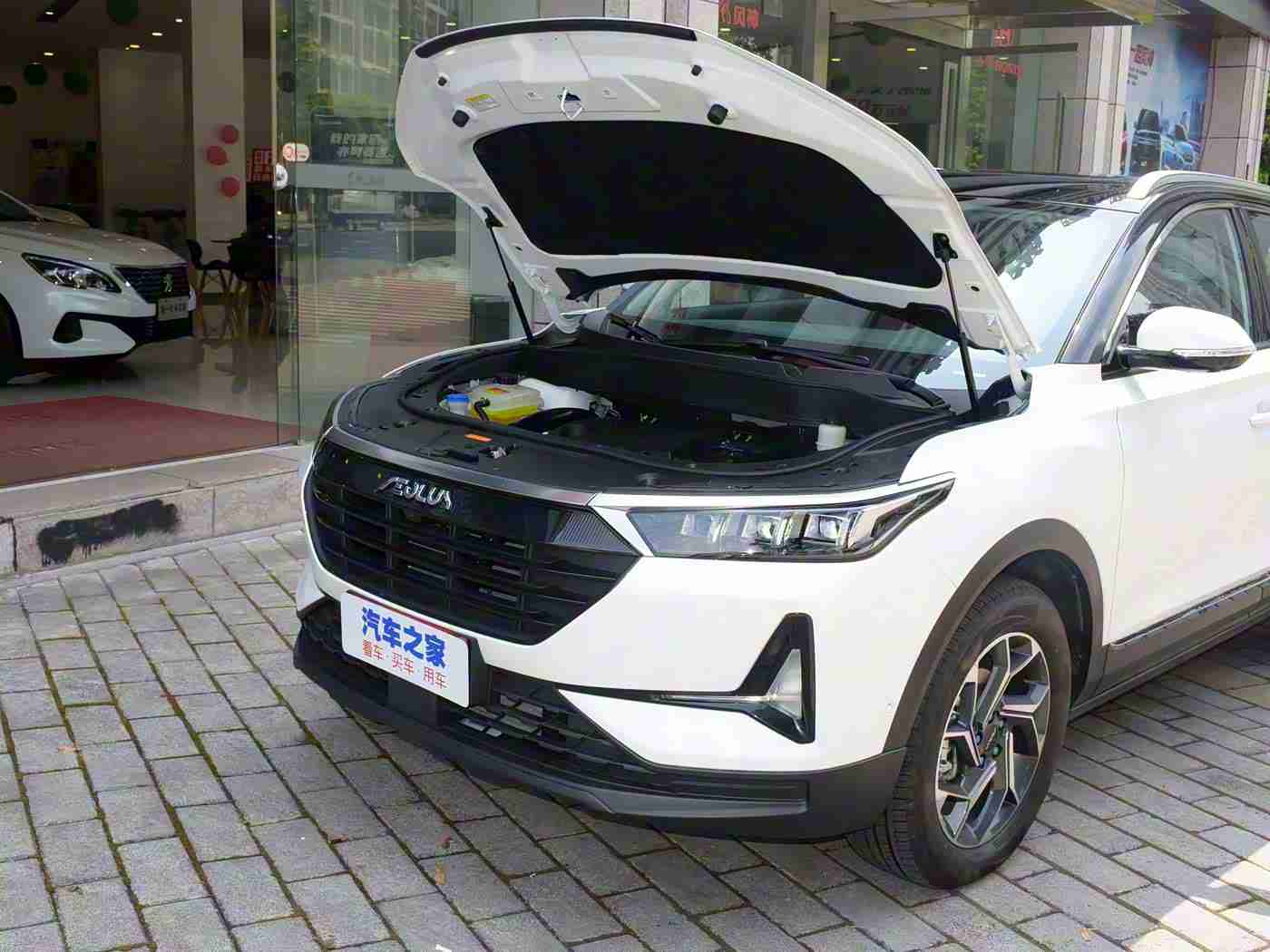 夜间18禁,科技领航,夜间行车安全无忧:揭秘“夜间18禁”智能驾驶系统革新之路-4