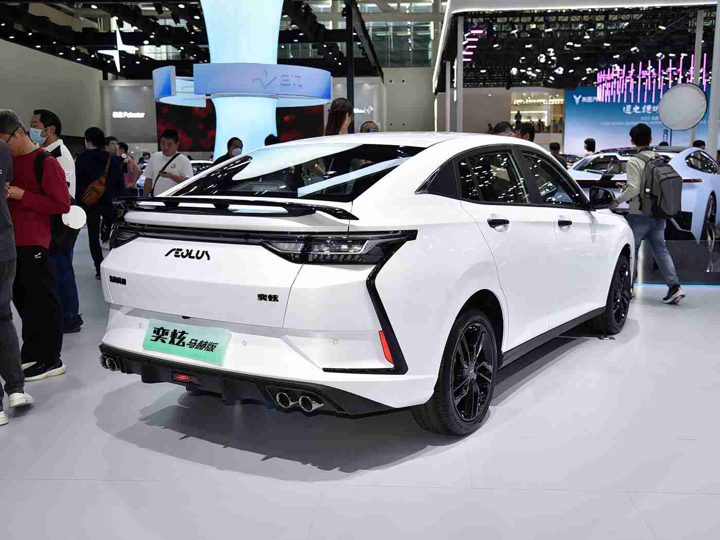 303免费oppo版破解大全在线观看,Oppo汽车智能系统破解教程走红，揭秘Oppo汽车科技实力与未来展望-3